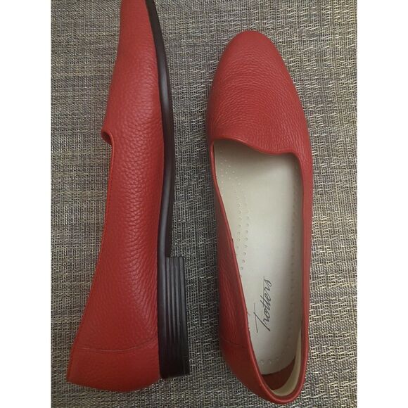 Trotters 12 Liz Tumbled Women's Casual Loafer - Red Flats Moccasins Designer - Picture 1 of 4